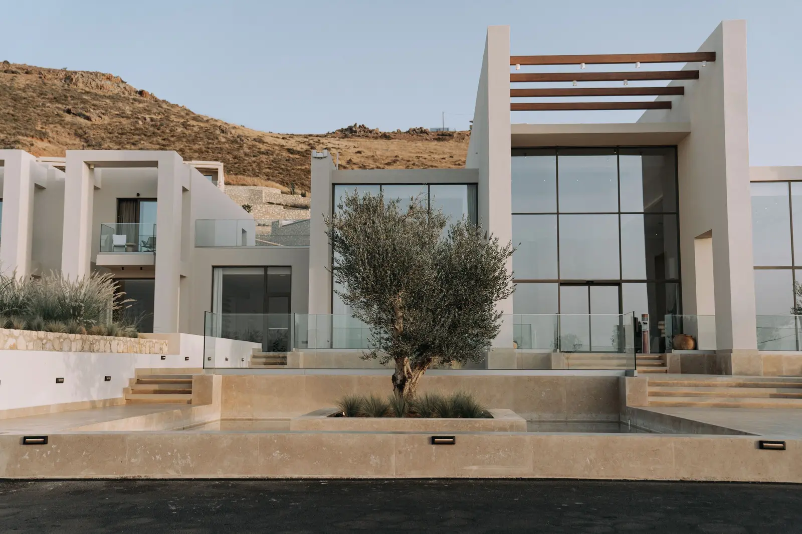 Stone Hotel — project photograph